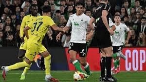 芝加哥白袜官方商城：村上宗隆联名款手套预订量突破 3 万副，创下队史新秀预售纪录